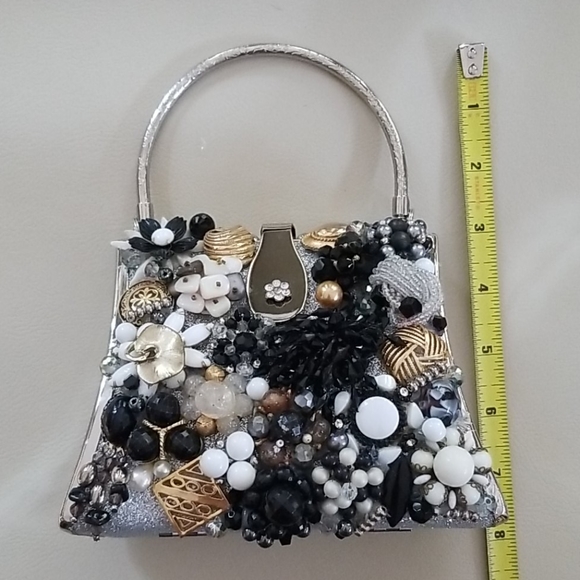 NWT Repurposed Vintage Jewelry Collage Beaded Metal Frame Handbag - Picture 15 of 16